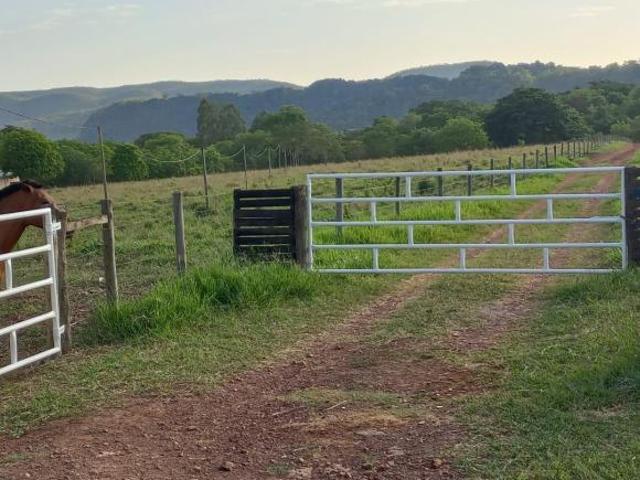 Sítio e chácara venda em Região Geográfica Imediata de Unaí, Região Integrada de Desenvolvimento do Distrito Federal e Entorno
