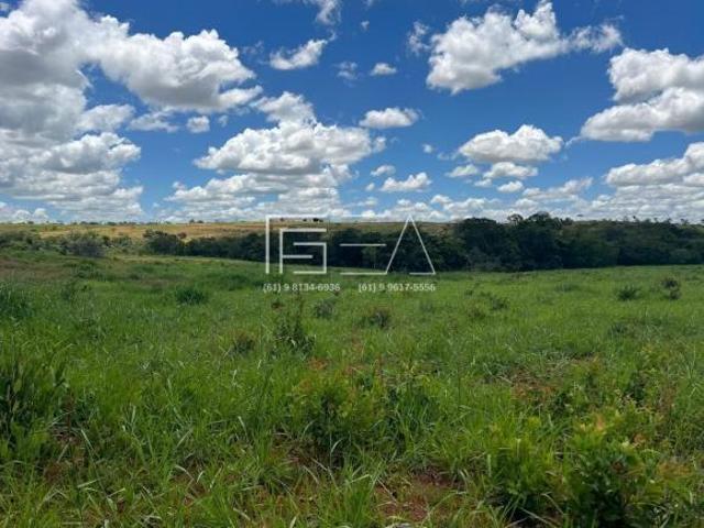 Sítio e chácara venda em Região Geográfica Imediata de Unaí, Região Integrada de Desenvolvimento do Distrito Federal e Entorno