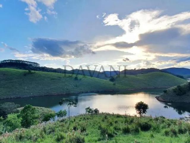 Casa venda em Região Imediata de Taubaté-Pindamonhangaba, Região Metropolitana do Vale do Paraíba e Litoral Norte