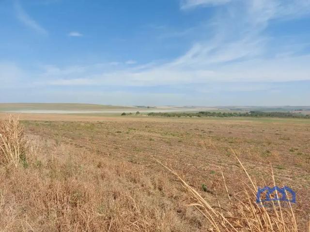 Fazenda venda em Região Geográfica Imediata de Luziânia, Região Integrada de Desenvolvimento do Distrito Federal e Entorno