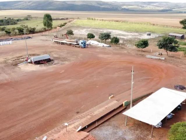 Fazenda venda em Região Geográfica Imediata de Patos de Minas, Paracatu