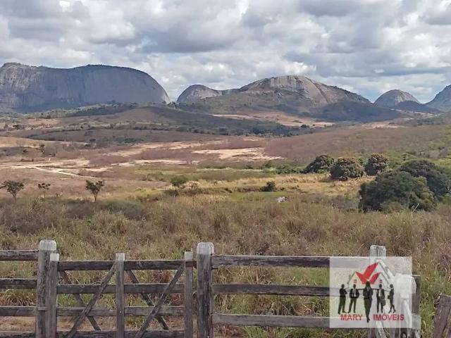 Fazenda venda em Pedra Azul, Região Sudeste