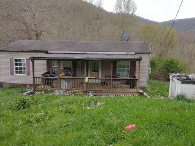 House for sale in Williamsburg, Kentucky