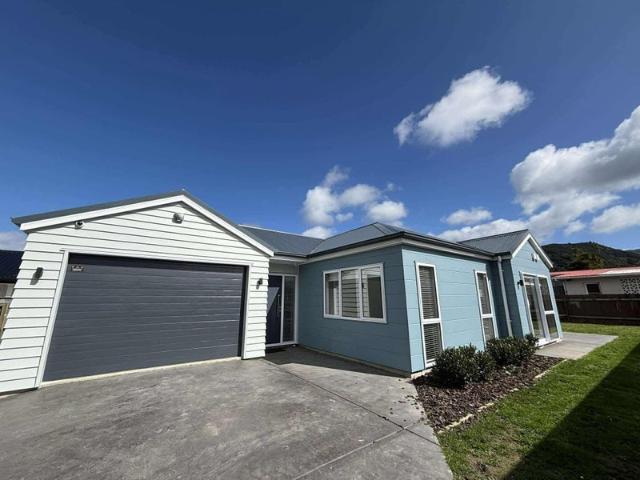 House for rent in Featherston, Wellington