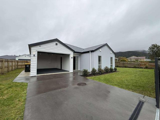 House for rent in Featherston, Wellington