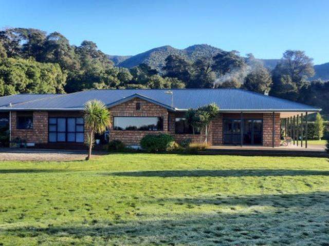 House for rent in Featherston, Wellington