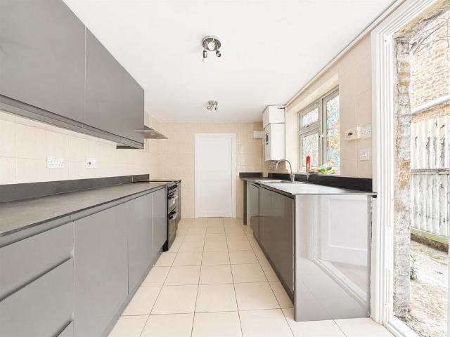 House for rent in London Borough of Ealing, Greater London