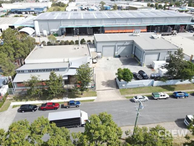 Warehouse for rent in Toombul, Queensland