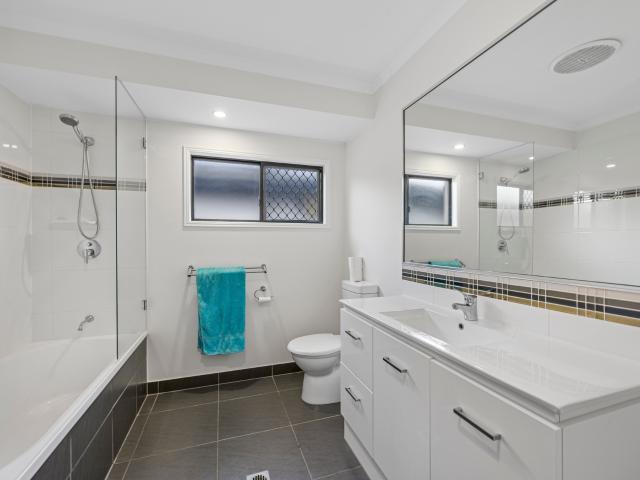 House for sale in Kelso, Queensland