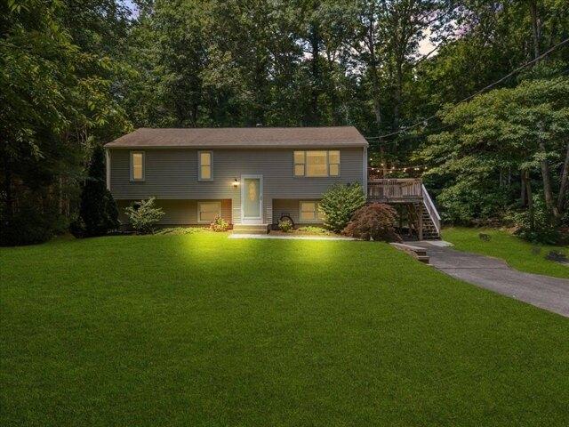 House for sale in Manomet, Massachusetts