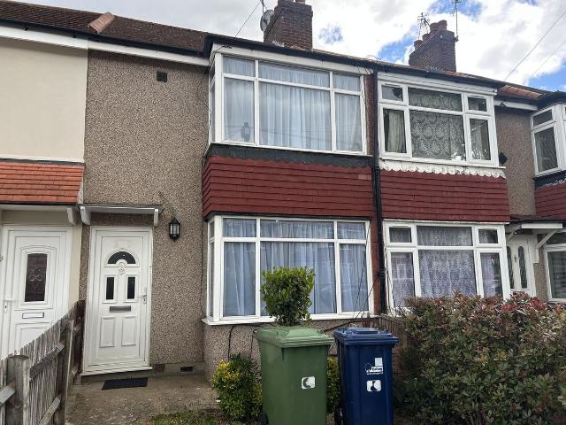 Apartment for rent in London Borough of Ealing, Perivale