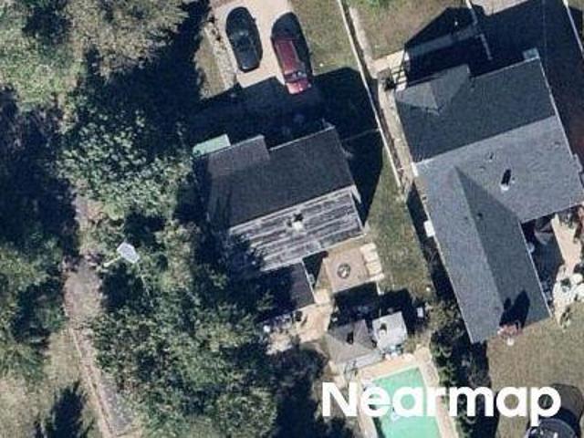 House for sale in Avenel, New Jersey