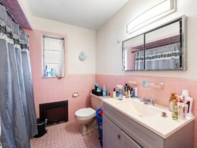 House for sale in Belleville