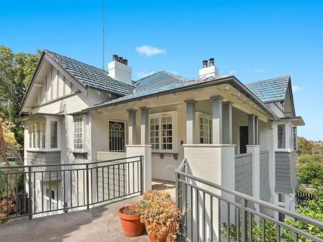 Apartment for rent in Lower North Shore, Sydney