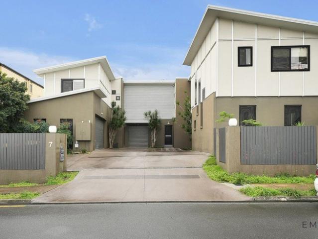 Townhouse for rent in Toombul, Queensland