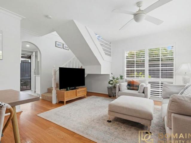 Townhouse for rent in Gosford, New South Wales