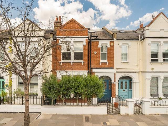 Apartment for rent in Fulham, Greater London
