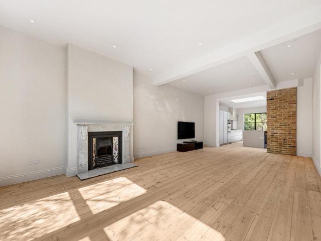 House for rent in Fulham, Greater London