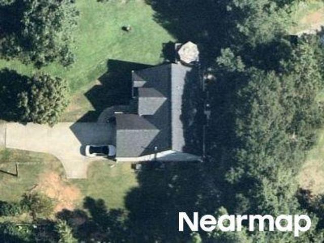 House for sale in Red Oak, Georgia