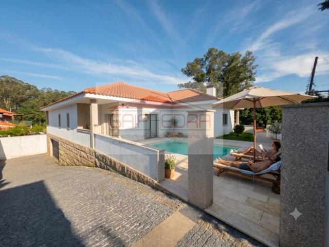 Casa venda em Felgueiras, Airães