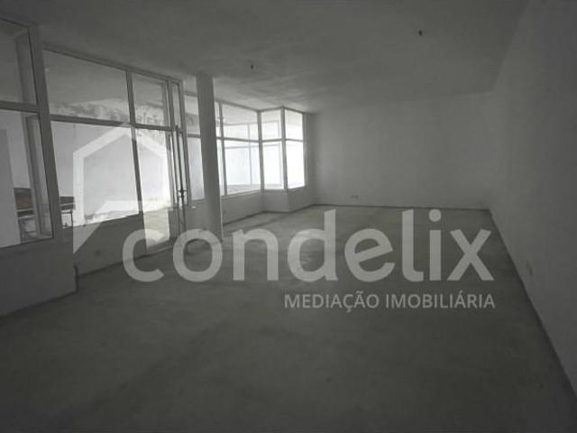 Loja venda em Felgueiras, Porto
