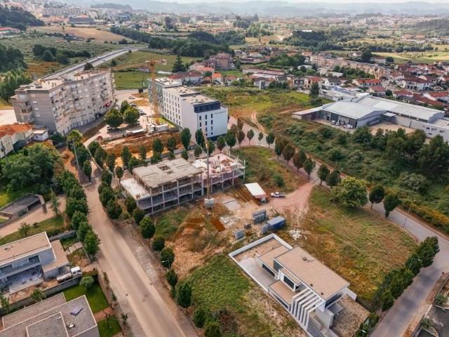 Loja venda em Felgueiras, Pombeiro De Ribavizela