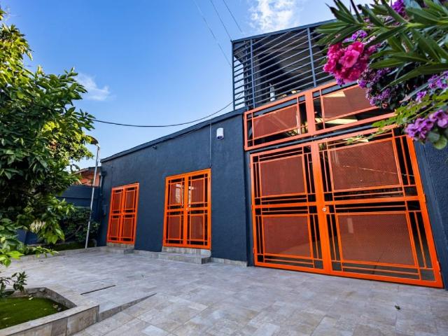 Oficina en venta en Los Cerrillos, Metropolitana