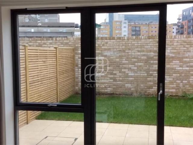 Apartment for rent in London Borough of Ealing, Hanwell