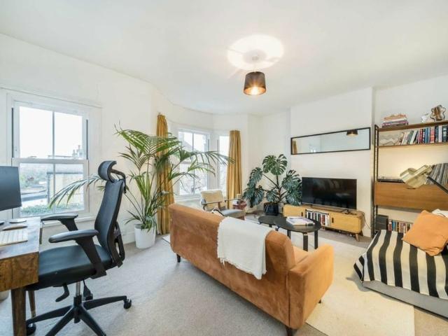 Apartment for rent in East Dulwich, Isle Of Man