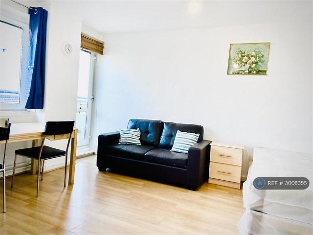 House for rent in Haggerston, Greater London
