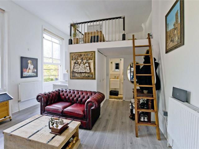 Studio for rent in Primrose Hill, Greater London
