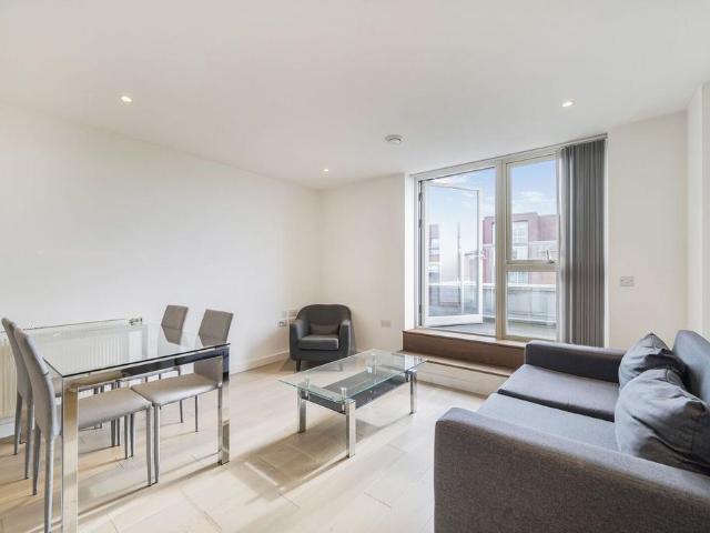 Apartment for rent in Brent Cross, Greater London