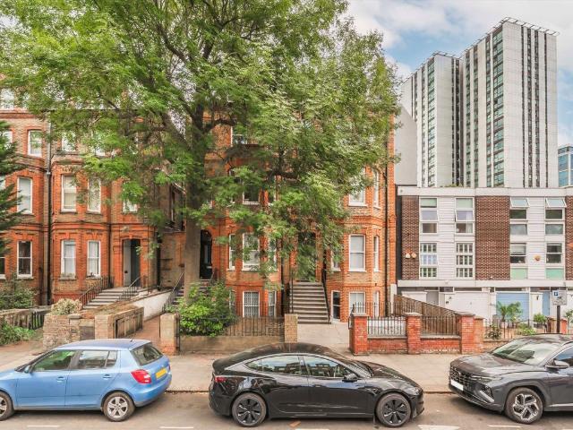 Apartment for rent in Primrose Hill, Greater London