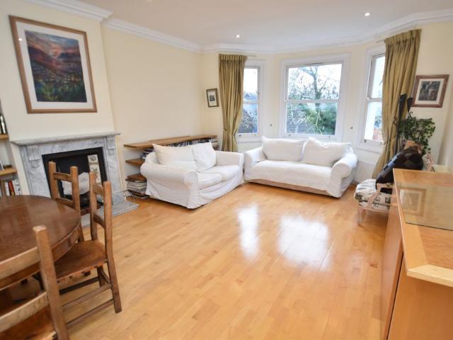 Apartment for rent in Belsize Park, Primrose Hill