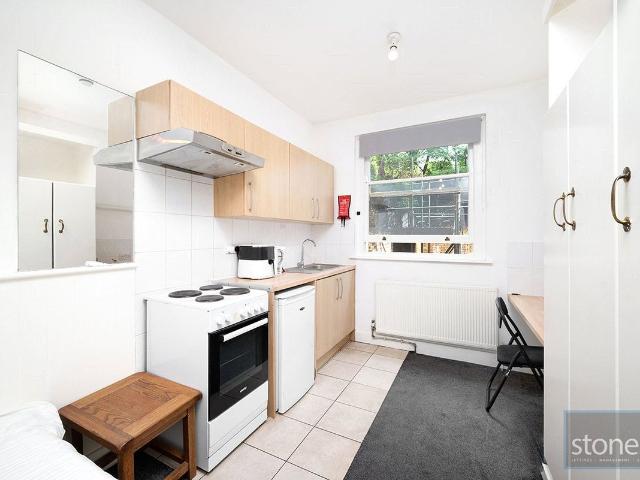 Studio for rent in Primrose Hill, Greater London
