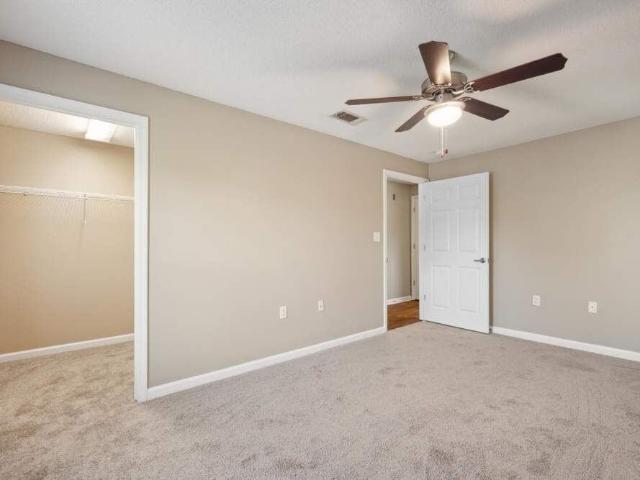 Apartment for rent in Savannah, Georgia