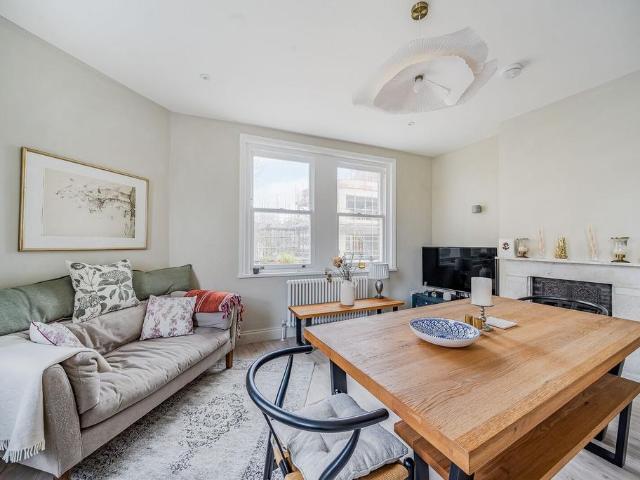 Apartment for rent in Putney, Greater London
