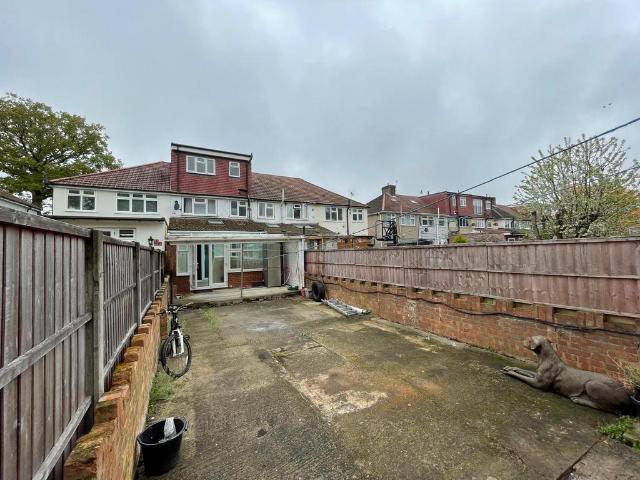 House for rent in London Borough of Hounslow, Hanworth