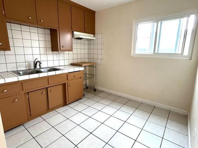 Apartment for rent in Inglewood, California