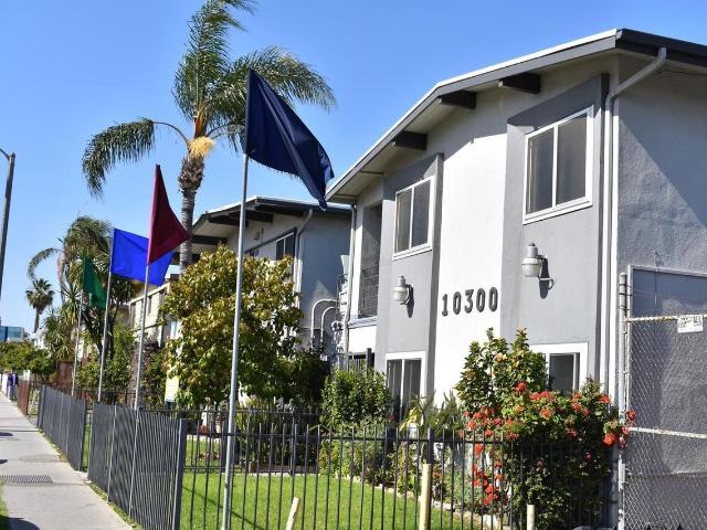 Apartment for rent in Inglewood, California