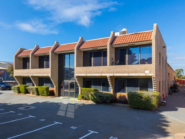 Office for rent in Bibra Lake, Western Australia