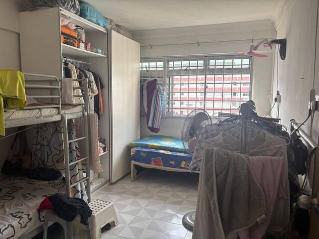 Room for rent in Pasir Ris, 17 Far East, Changi