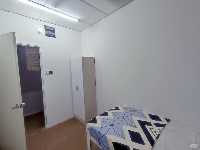 Room for rent in Petaling, Damansara Damai