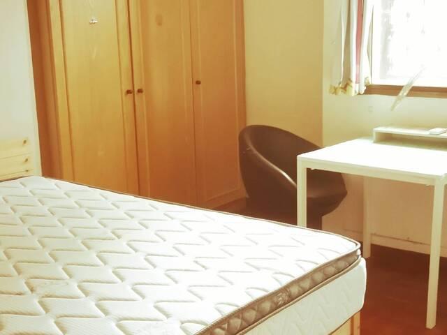 Room for rent