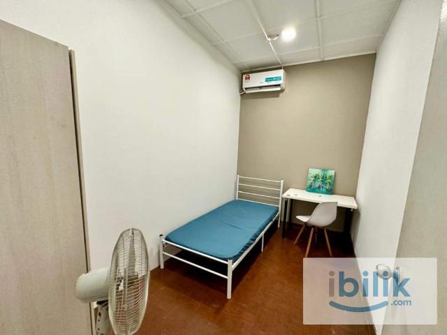 Room for rent in Petaling, Damansara Damai