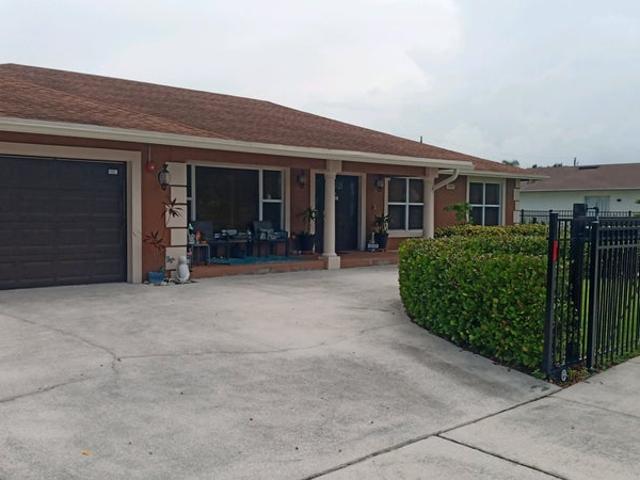 Room for rent in Riviera Beach, Florida