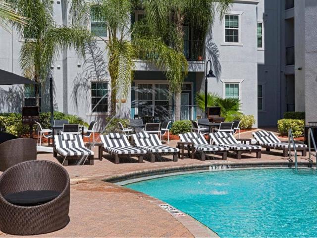 Room for rent in Florida