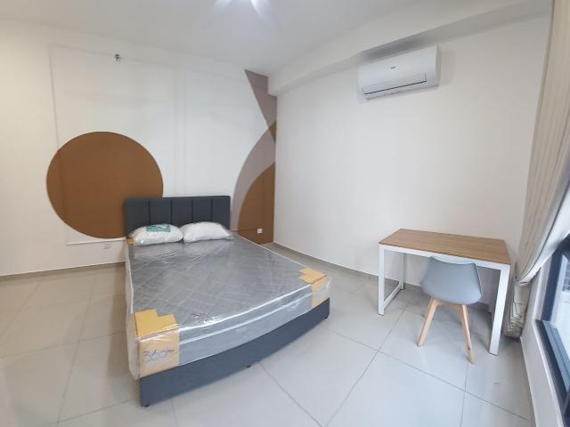Room for rent in PJU 8, Petaling Jaya