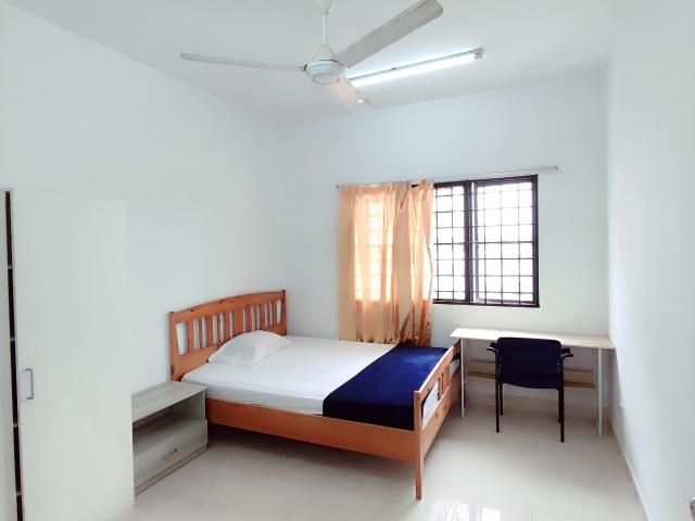 Room for rent in Petaling, Damansara Damai