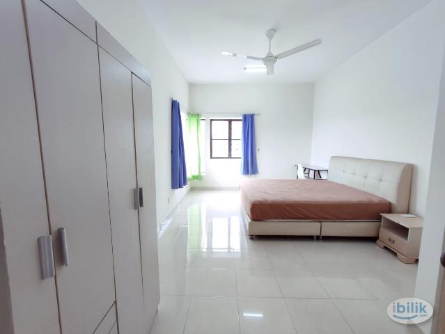 Room for rent in Petaling, Damansara Damai